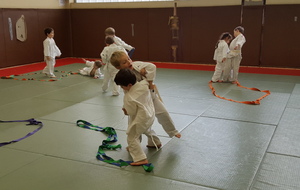 566051707aeba_201512021443060.jpg